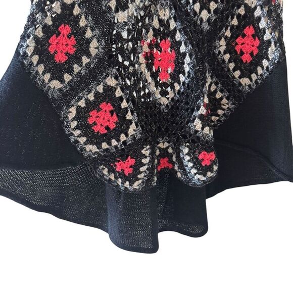 Free People Love Trapeze Crochet Tee Vee Sequins Embellishment SZ S #2395 - Picture 4 of 16